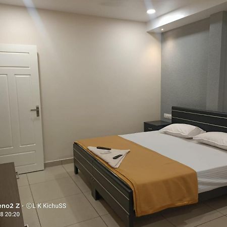 Mhb Motel Kochi ภายนอก รูปภาพ